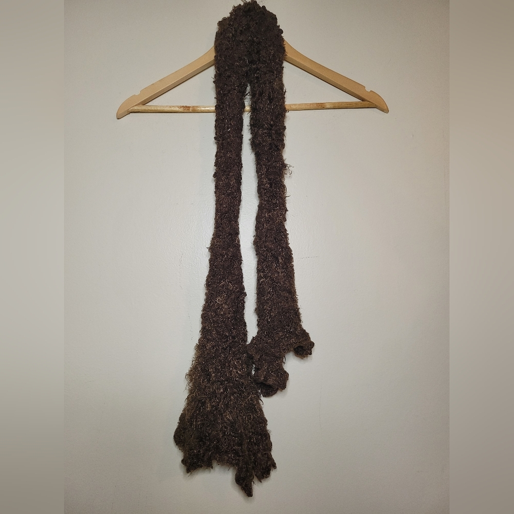 chocolate fuzzy 90s scarf - Picture 2 of 5